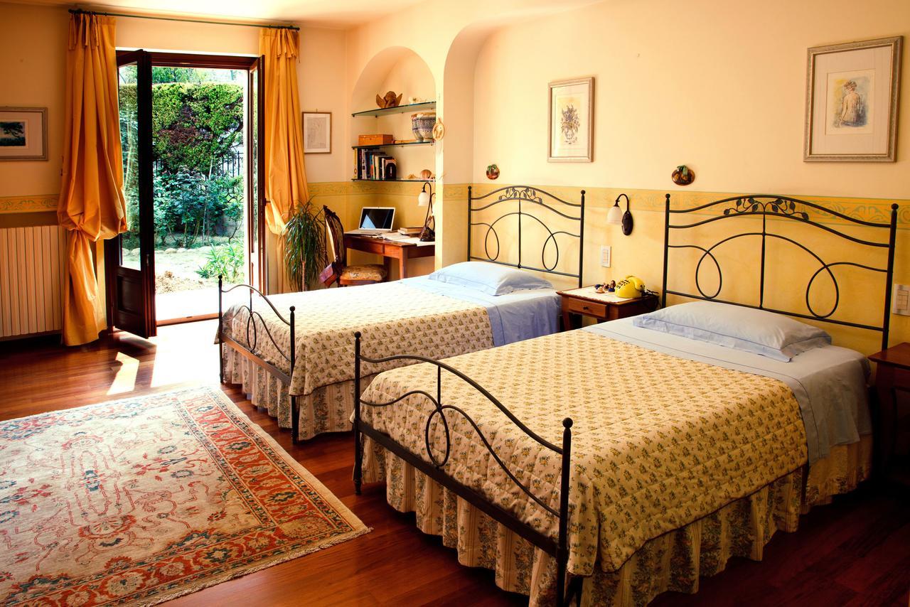 Ai Quattro Ulivi B&B Monte Urano Exteriör bild